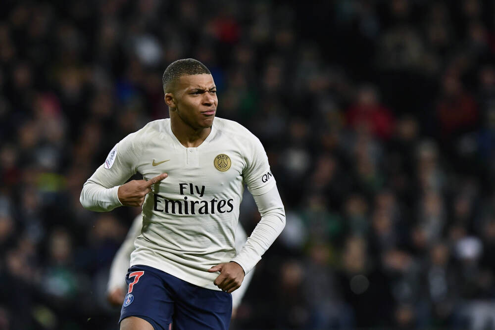 何意？桑乔社媒：想在我人生新阶段留在我身边，你得有存在的价值